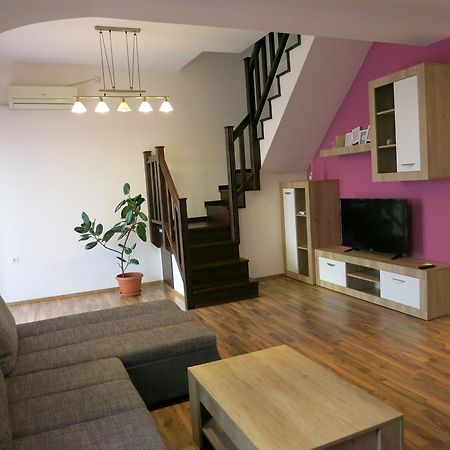 Penthouse Apartament Nufarul Oradea Zewnętrze zdjęcie
